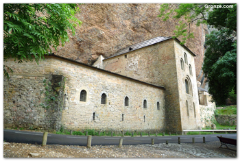 monasterio viejo san juan de la peña