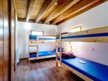 Albergue Fagus, Agés