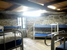 Albergue Aitzenea, Triacastela