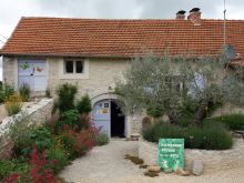 Gîte d'étape Clos des Escoutilles, Varaire