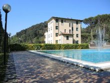 Hotel Grappolo d'Oro, Strettoia