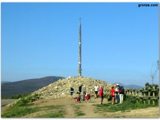 La Cruz de Ferro, el hito del Camino