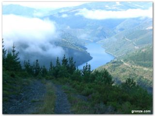 Embalse de Grandas de Salime, Camino Primitivo