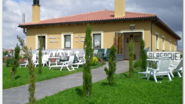 Albergue San Antonio de Padua, Villar de Mazarife