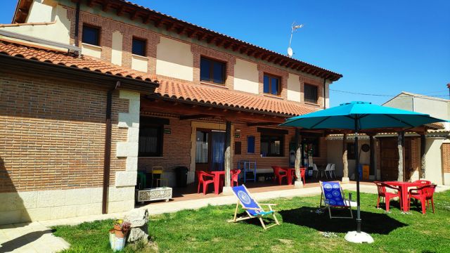 Juntos Albergue de Peregrinos, Boadilla del Camino