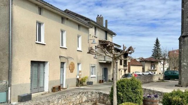 Gîte et chambre d'hôtes Bien et Toit, Montredon