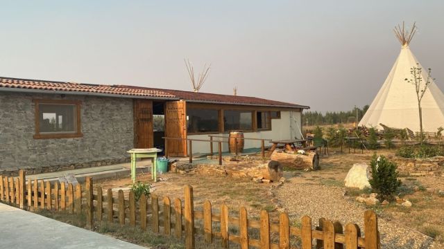 Albergue Indian Way, El Ganso