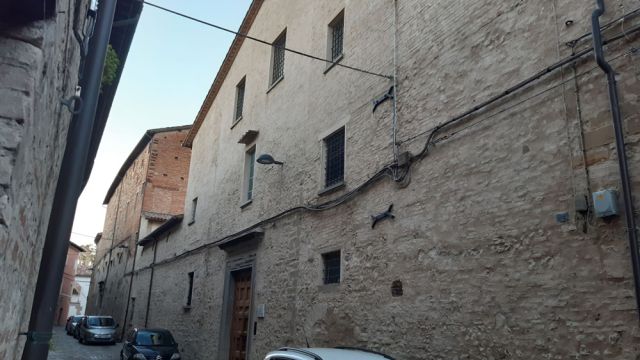 Accoglienza San Benedetto Giuseppe Labre - Monastero Santa Cecilia, Città di Castello