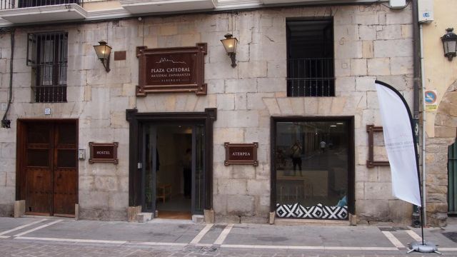 Albergue Plaza Catedral, Pamplona