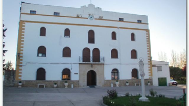 Albergue del Convento Esclavos de María y de los pobres, Alcuéscar