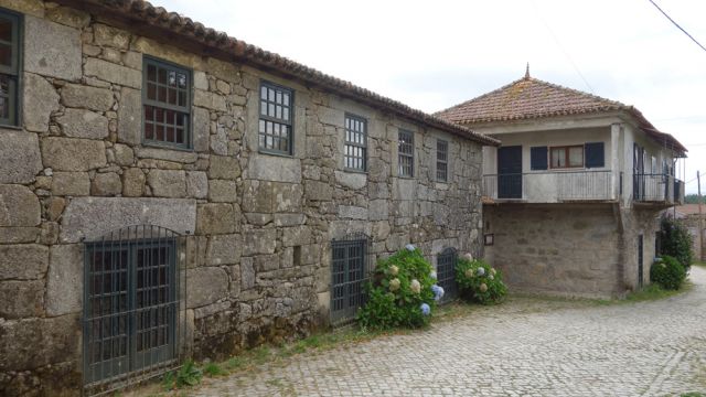 Casa Campo das Bizarras, Fareja