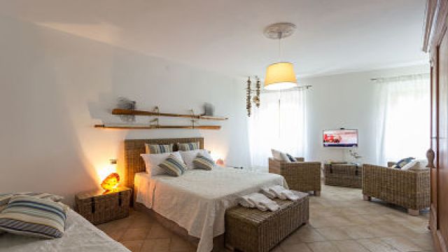 B&B Abbaino, Massa
