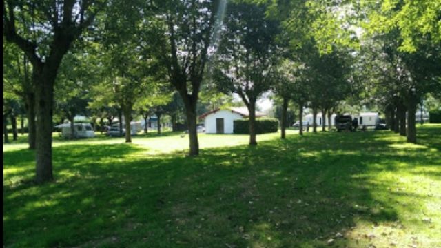 Camping Aire Naturelle - La Magdeleine