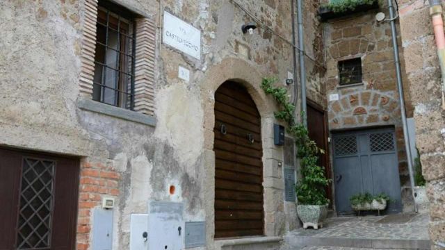 Casa San Pietro, Capranica