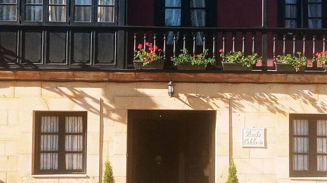 Hotel Puerto Calderón, Oreña