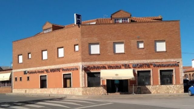 Hostal El Monte, Puebla de Sancho Pérez