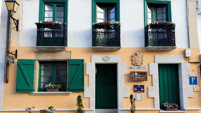 Pensión Casa Bracamonte, Mondoñedo