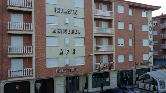 Apartamentos APH Infanta Mercedes, La Bañeza