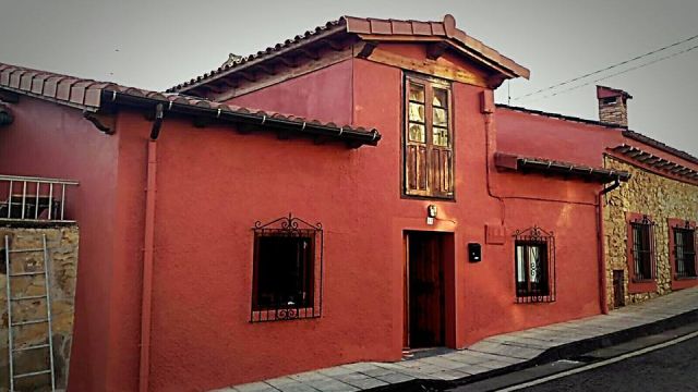 Albergue de peregrinos Izarra, en Caborredondo (Oreña).