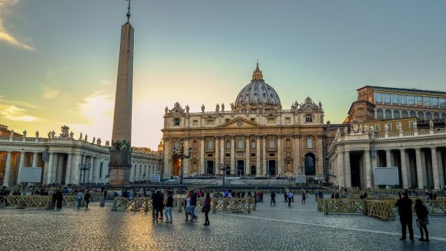 Piazza San Pietro, Roma