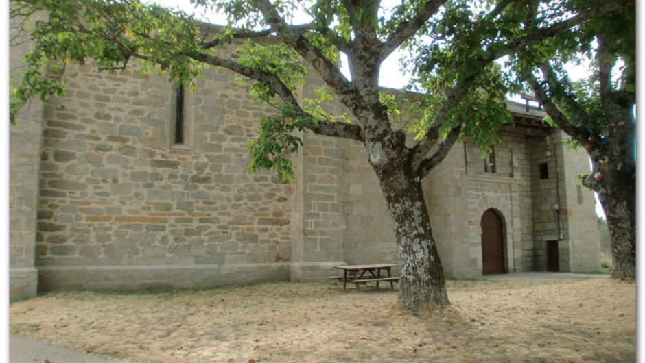 Iglesia de la Asunción, Asturianos