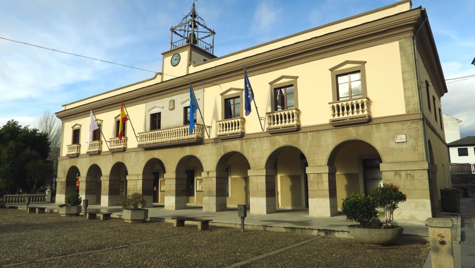 Edificio del ayuntamiento de Vegadeo
