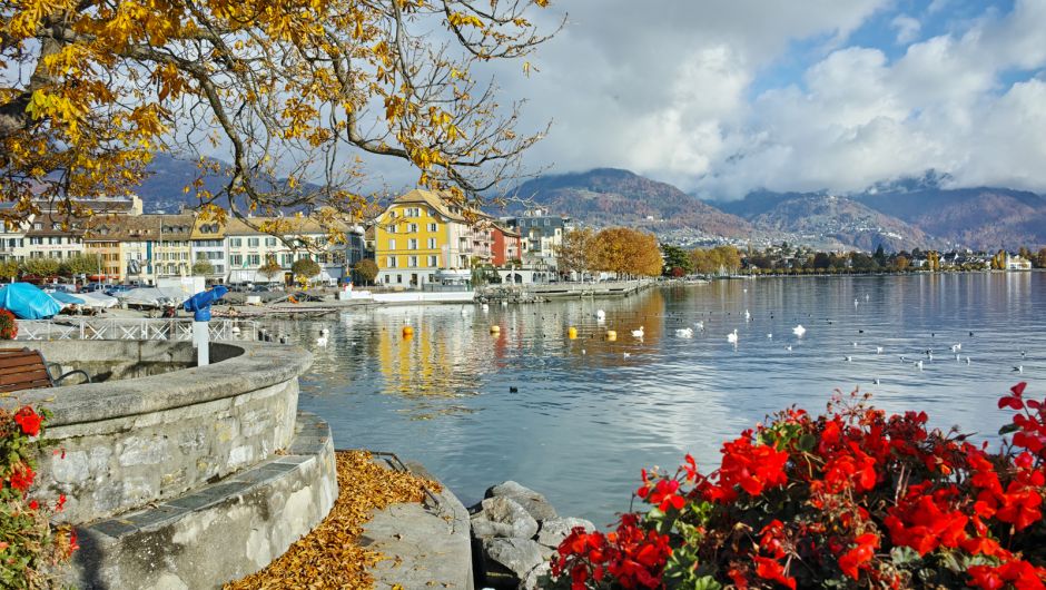 Ciudad de Vevey, a orillas del lago Lemán