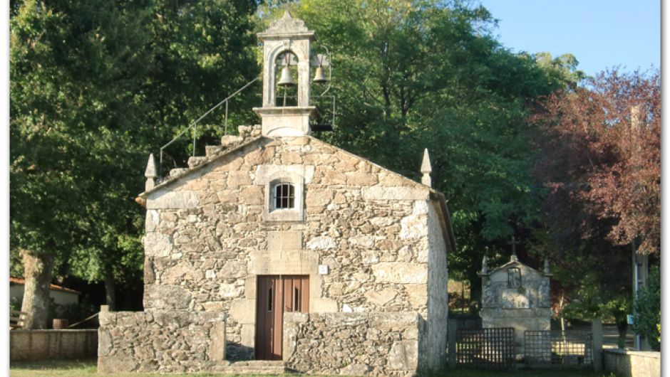 Ermita de Santiago, Outeiro