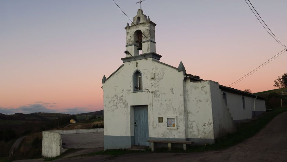 Iglesia de San Xoan Degolado en Vilamartín Pequeno