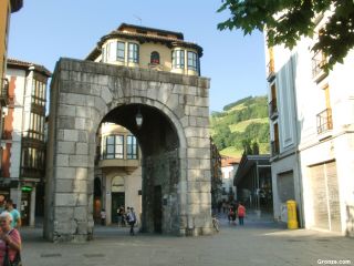 Puerta de Castilla, Tolosa