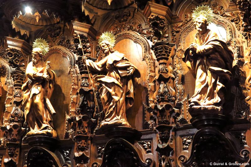 Bancos del coro de la catedral de Guadix Bancos del coro de la catedral de Guadix
