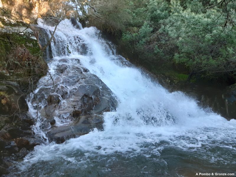 Cascada, San Xusto de Toxosoutos Cascada, San Xusto de Toxosoutos