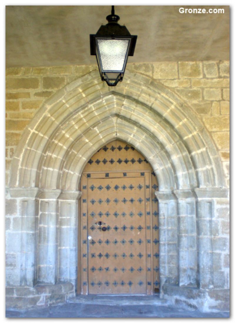 Iglesia de San Pedro, Abínzano