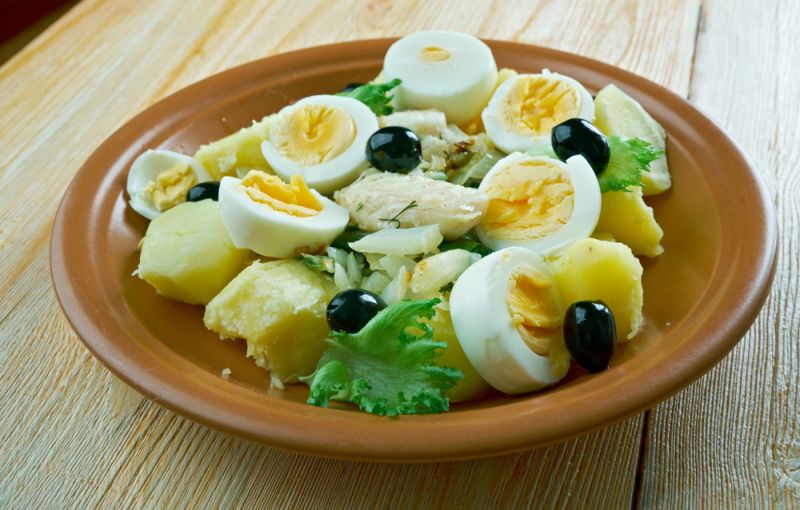 Bacalhau à Gomes de Sá, plato tradicional de la cocina portuguesa