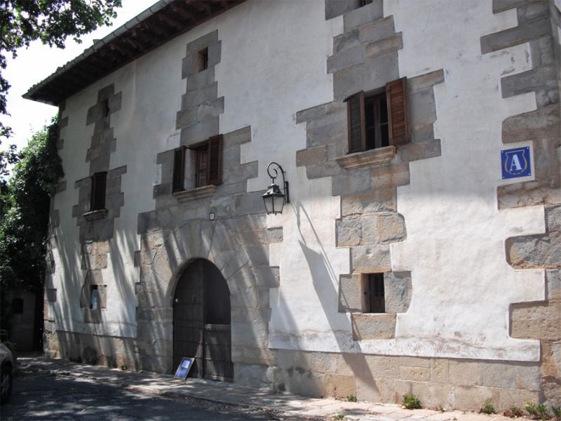 Albergue de peregrinos de Maribel Roncal, Cizur Menor