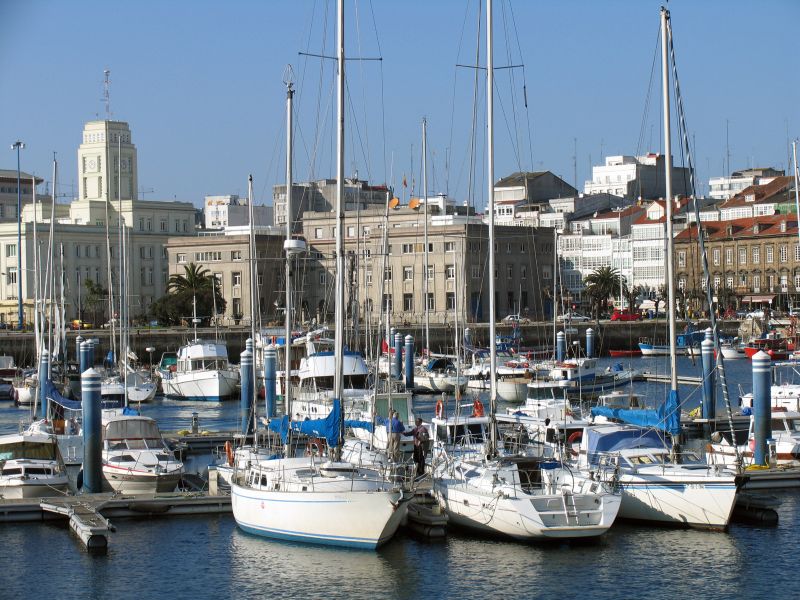 Puerto de A Coruña en la actualidad, en el mismo lugar donde estaba la rada medieval