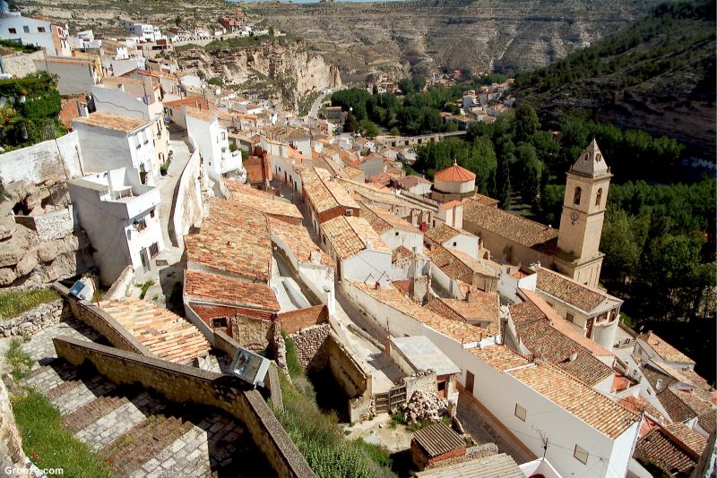 Vista de Alcalá del Júcar desde el castillo