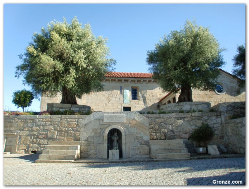 Iglesia de Santa Marinha de Arcozuelo
