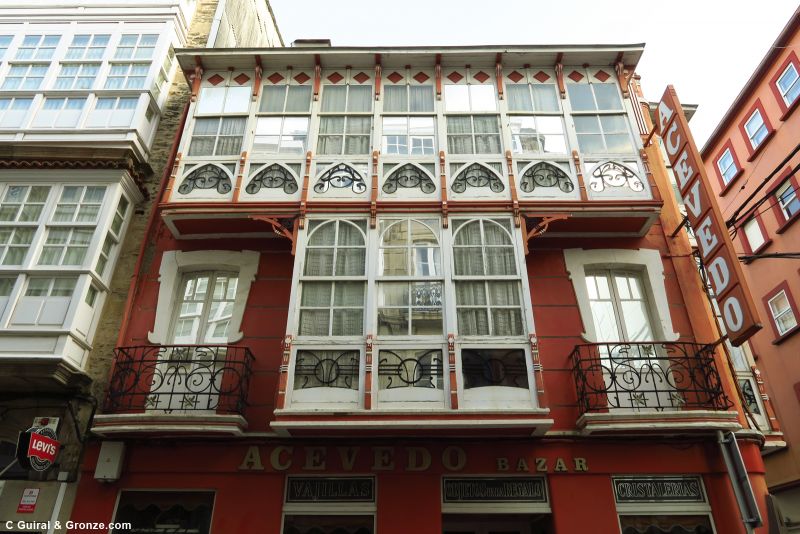 Arquitectura ecléctica en el centro de Ferrol Arquitectura ecléctica en el centro de Ferrol