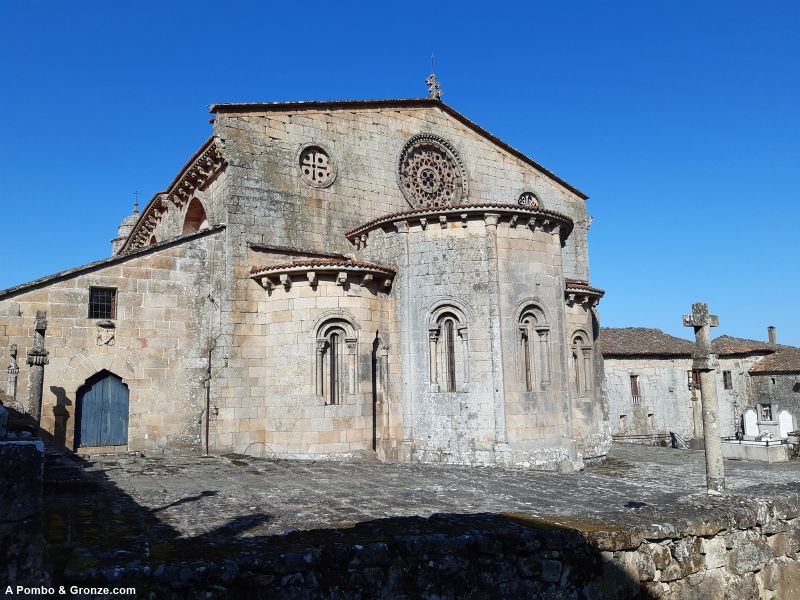 Iglesia románica de Santa Mariña de Augas Santas