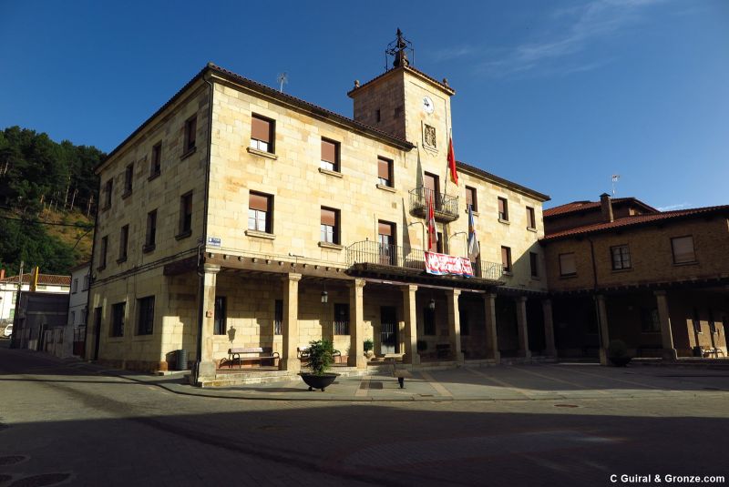 Ayuntamiento de Cervera de Pisuerga Ayuntamiento de Cervera de Pisuerga