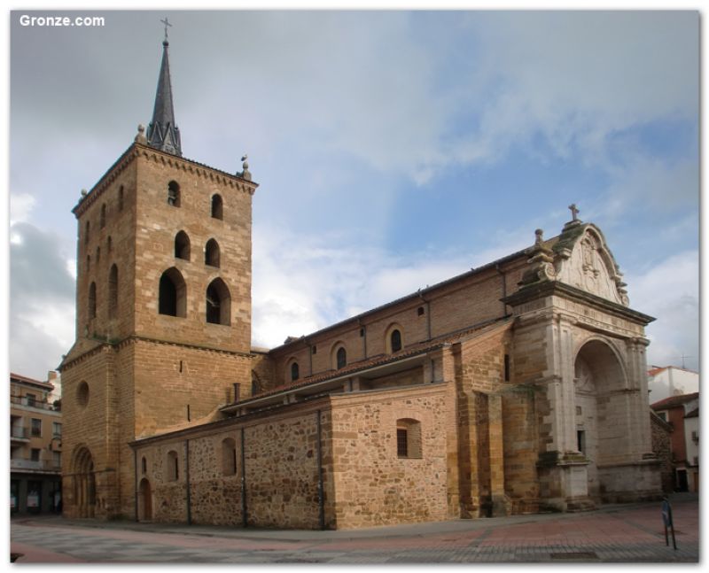 Iglesia de Santa María de Azogue, Benavente