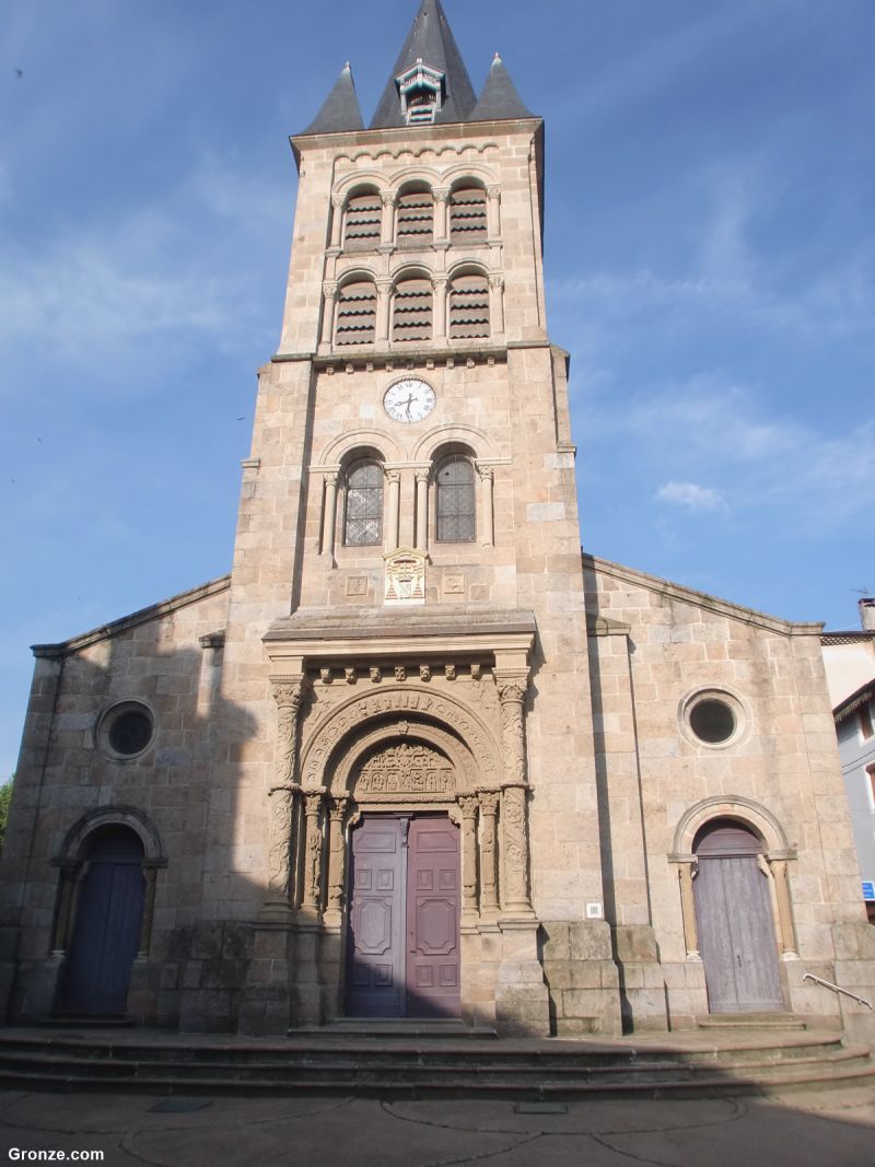 Iglesia Saint-André de Bourg-Argental