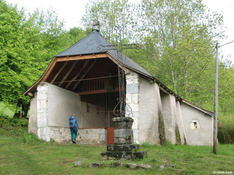 Capilla a la salida de Portet-d'Aspet