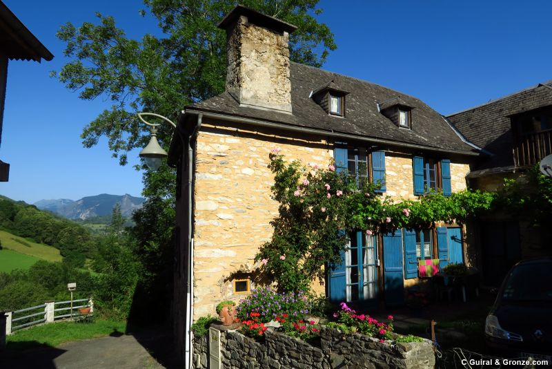 Típica casa bigorresa en Cotdoussan