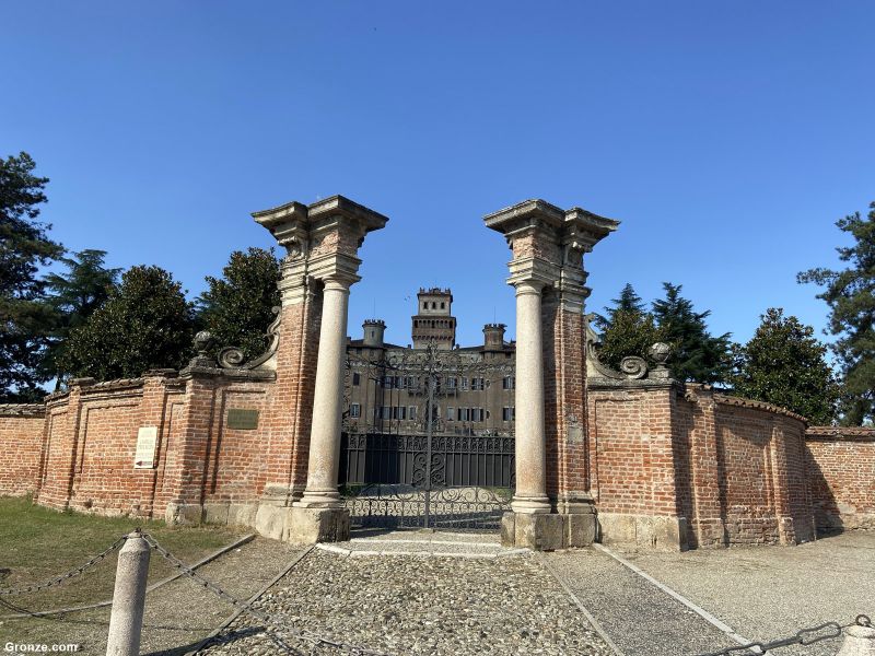 Castello di Chignolo Po