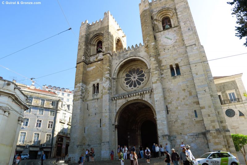 Sé o catedral de Lisboa, donde hallaremos la primera flecha amarilla