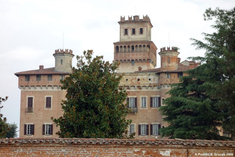 Castello Procaccini, Chignolo Po