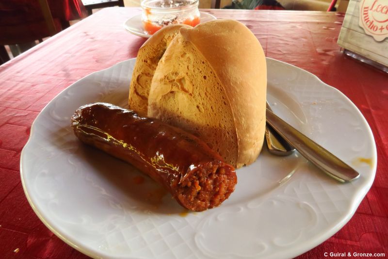 Pincho de chorizo de Espejo Pincho de chorizo de Espejo