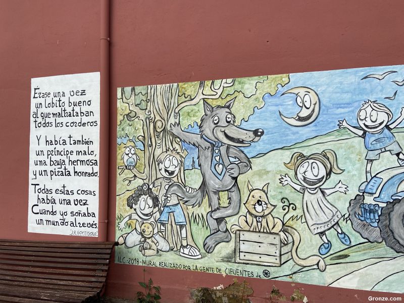 Mural con poema en Cifuentes de Rueda